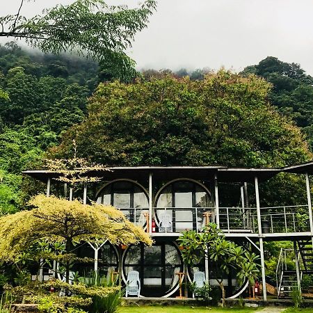 Go Deeper Tioman Hotel Exterior foto