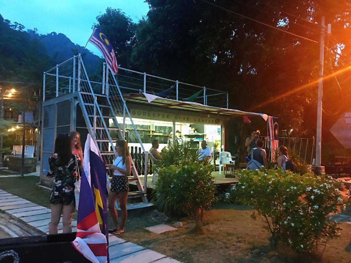 Go Deeper Tioman Hotel Exterior foto